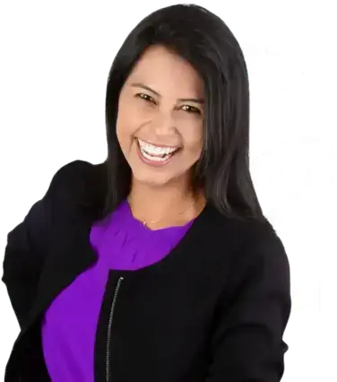 Headshot of Carolina Zorrilla, executive coach for females